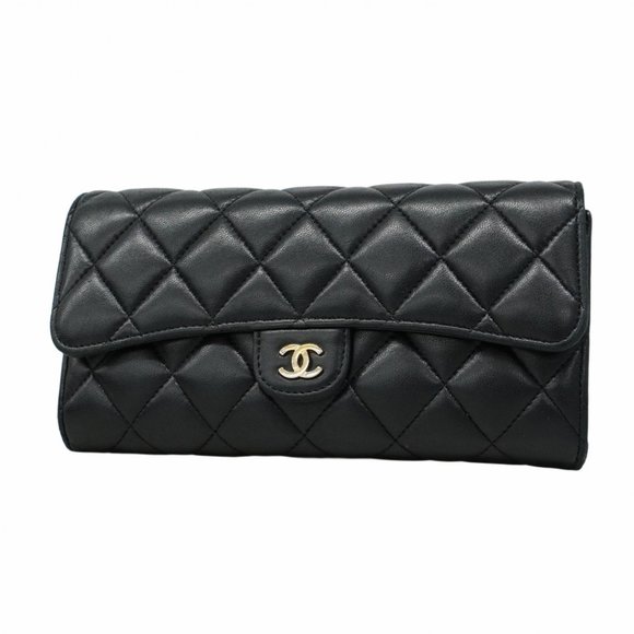 CHANEL Black Lambskin Leather Wallet - Picture 1 of 13